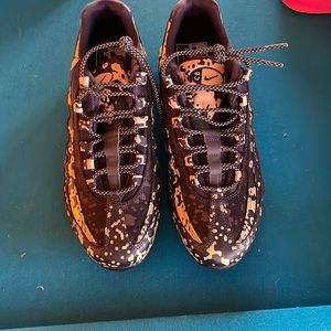 Brand new Nike camo shoes AirMax